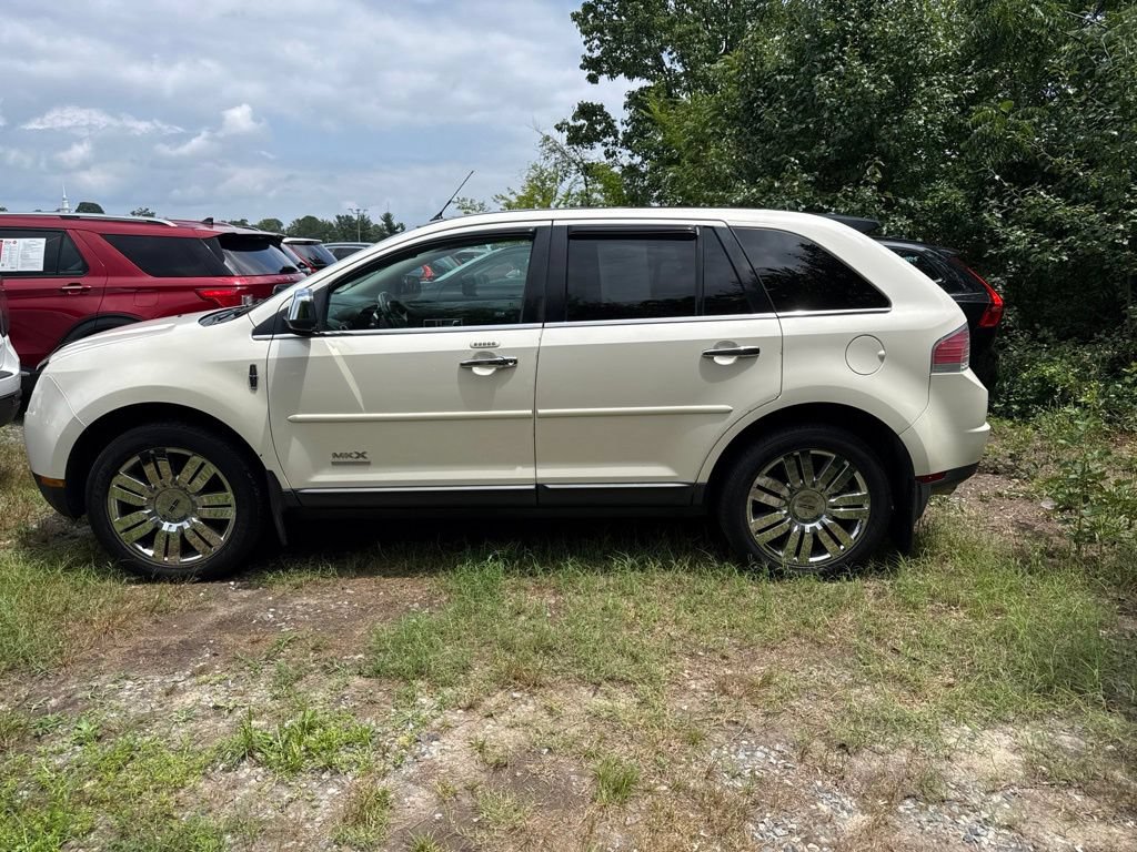 Used 2008 Lincoln MKX AWD image 3