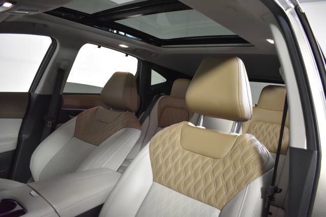 Certified 2025 Nissan Murano Platinum AWD/4WD image 10