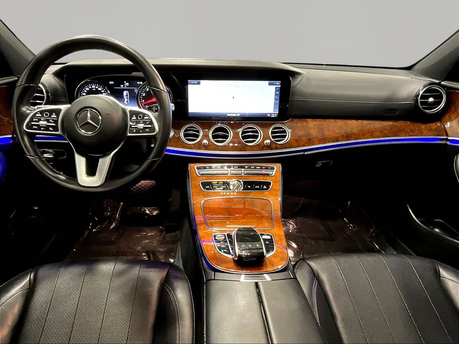 Used 2019 Mercedes-Benz E 450 4MATIC Sedan w/ Premium Package image 7