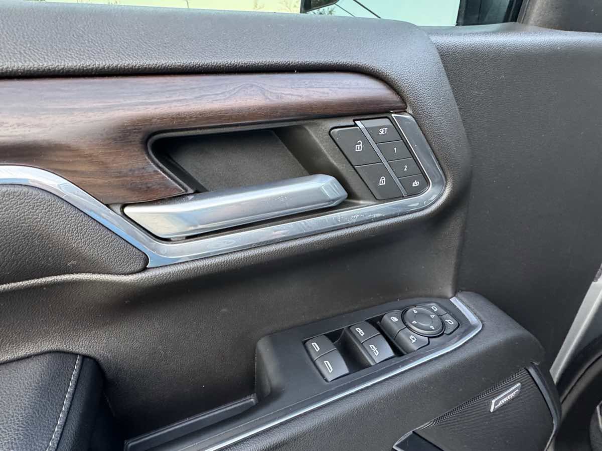 Used 2023 GMC Sierra 1500 SLT w/ SLT Premium Package image 13