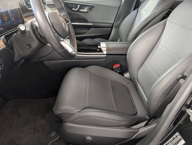 Used 2024 Mercedes-Benz C 300 Sedan image 13