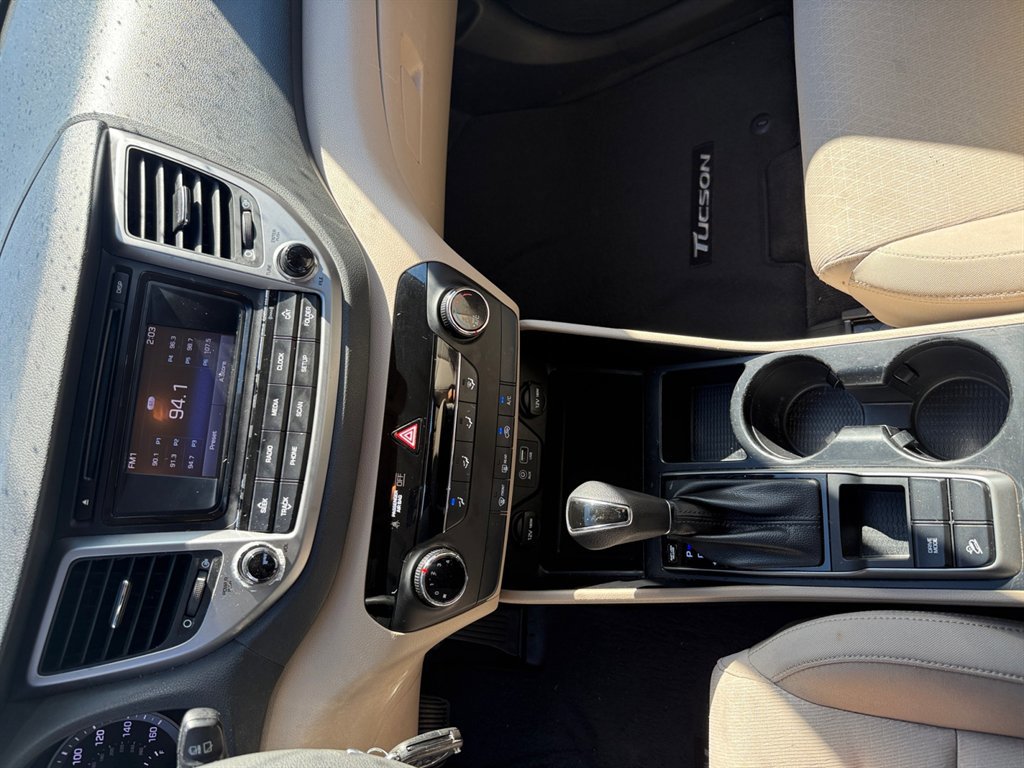 Used 2017 Hyundai Sonata Limited w/ Tech Package 03 image 12