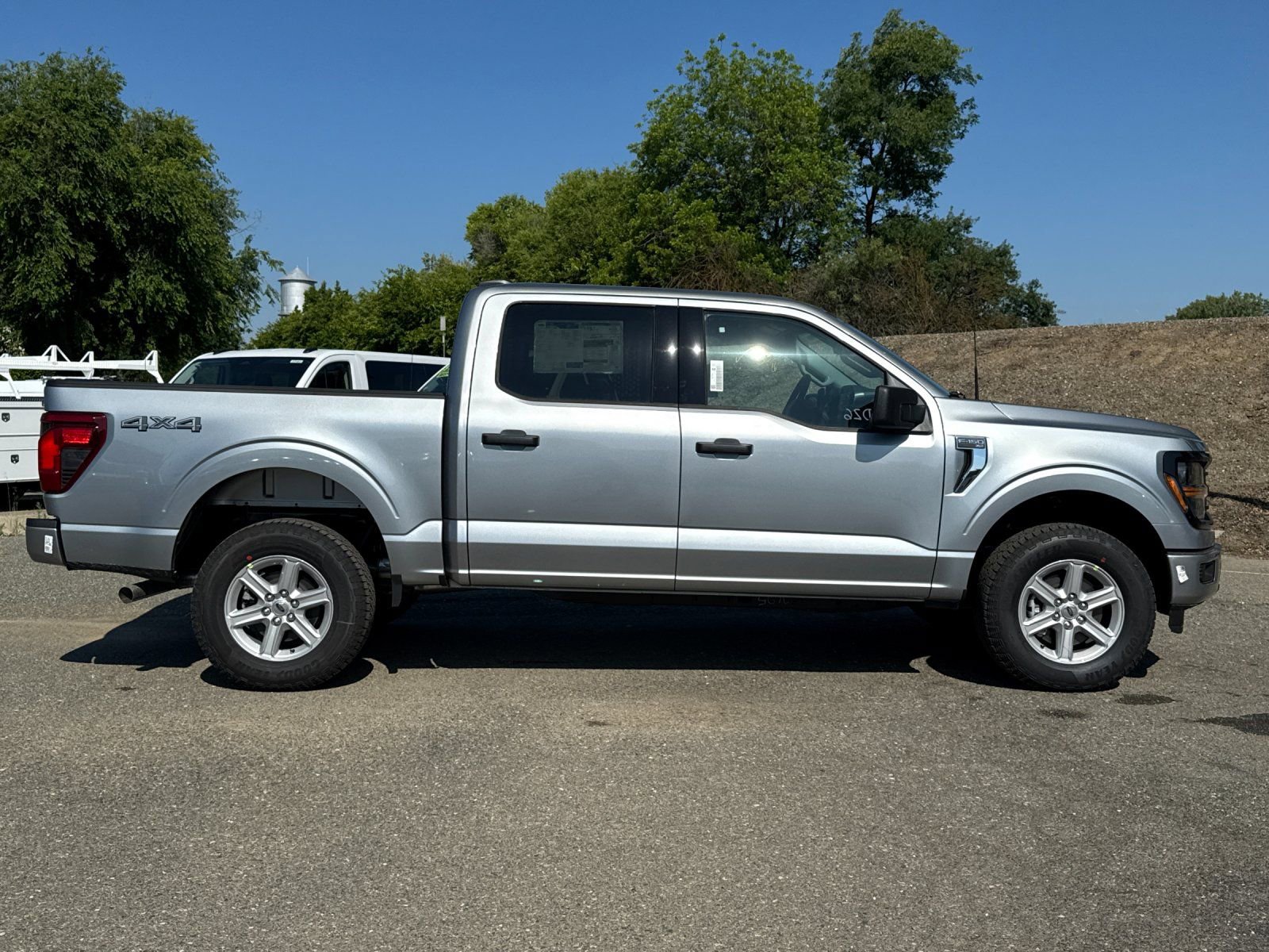 New 2026 Ford F150 XLT AWD/4WD image 2