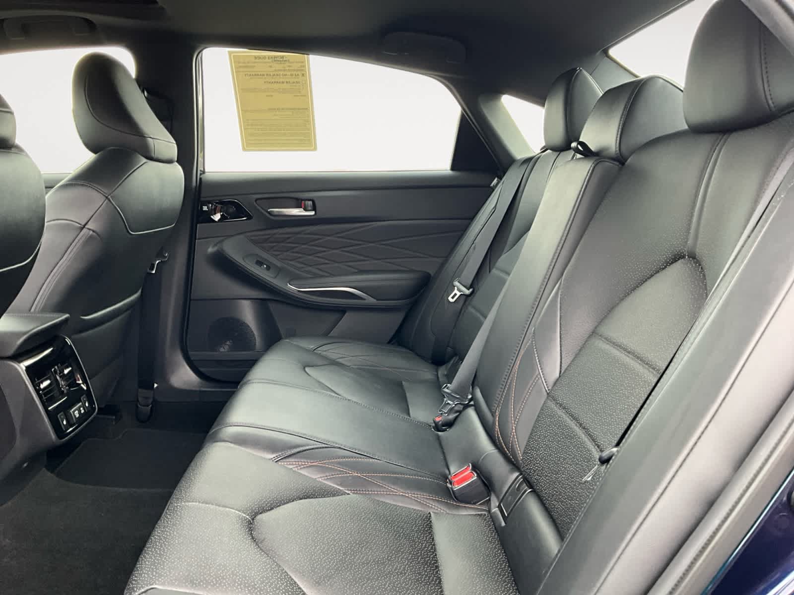Used 2021 Toyota Avalon Limited w/ Advanced Safety Package FWD image 13