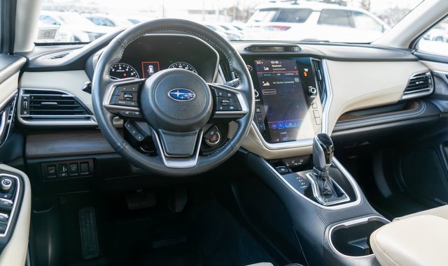 Used 2020 Subaru Outback Limited image 13