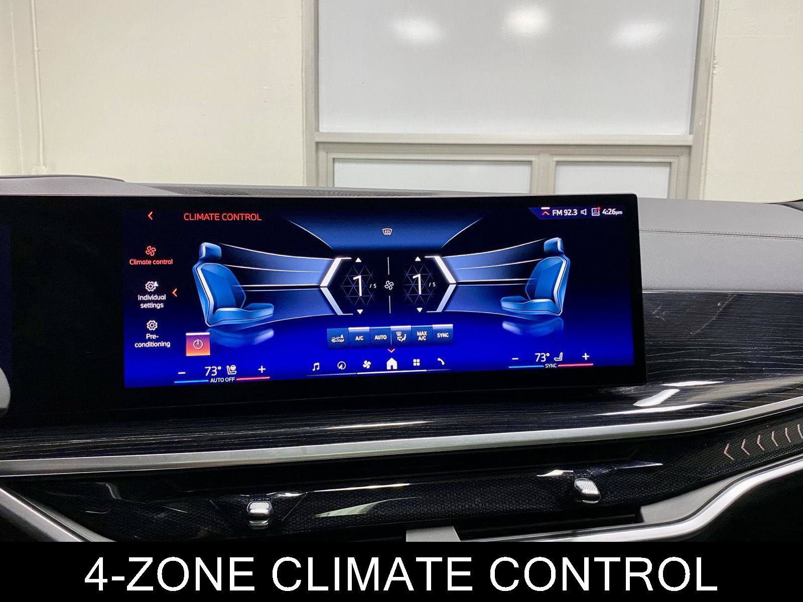 Used 2024 BMW X7 xDrive40i w/ M Sport Package AWD/4WD image 27