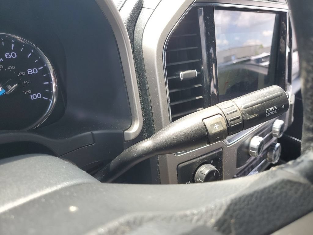 Used 2022 Ford F250 Lariat w/ Black Appearance Package AWD/4WD image 22