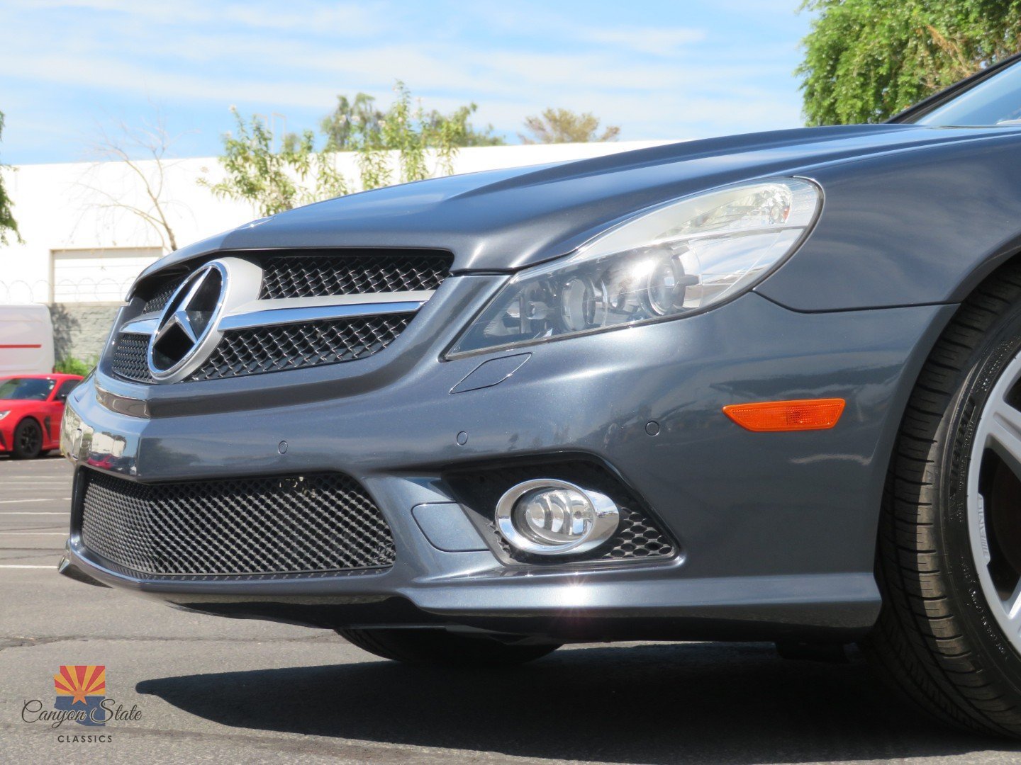 Used 2009 Mercedes-Benz SL 550 w/ Premium I Pkg image 39