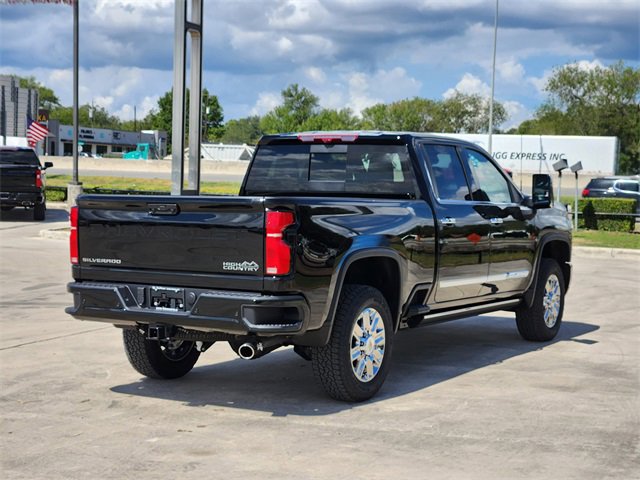 New 2026 Chevrolet Silverado 2500 High Country image 4