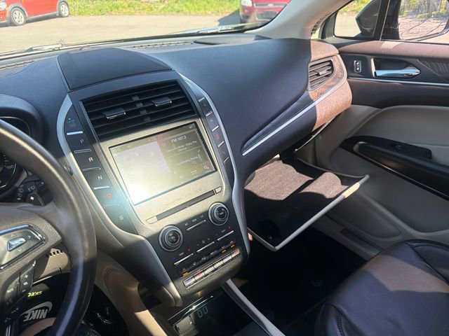 Used 2017 Lincoln MKC Reserve AWD/4WD image 41