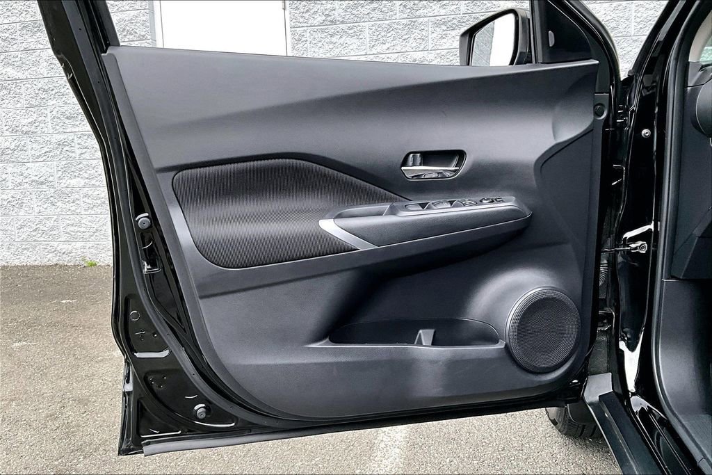 Certified 2022 Nissan Kicks SV image 26