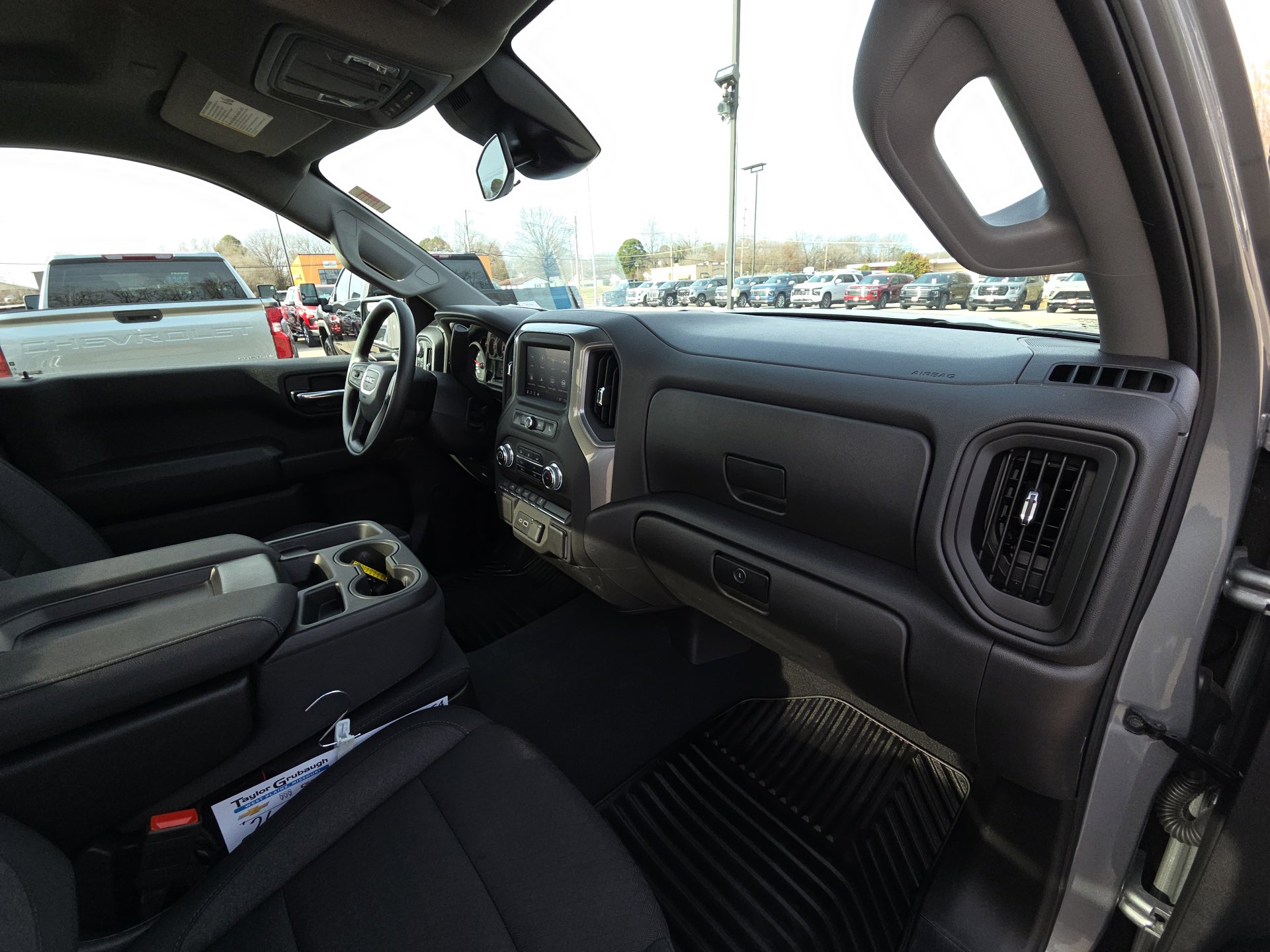 Certified 2025 GMC Sierra 1500 Pro w/ Pro Value Package image 27