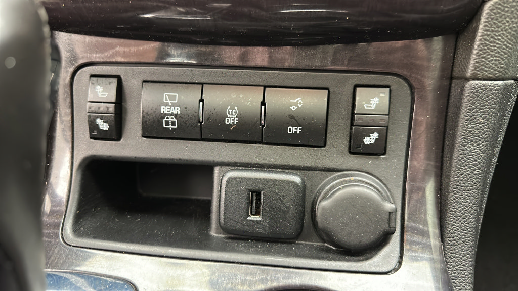 Used 2015 Buick Enclave Leather FWD image 18