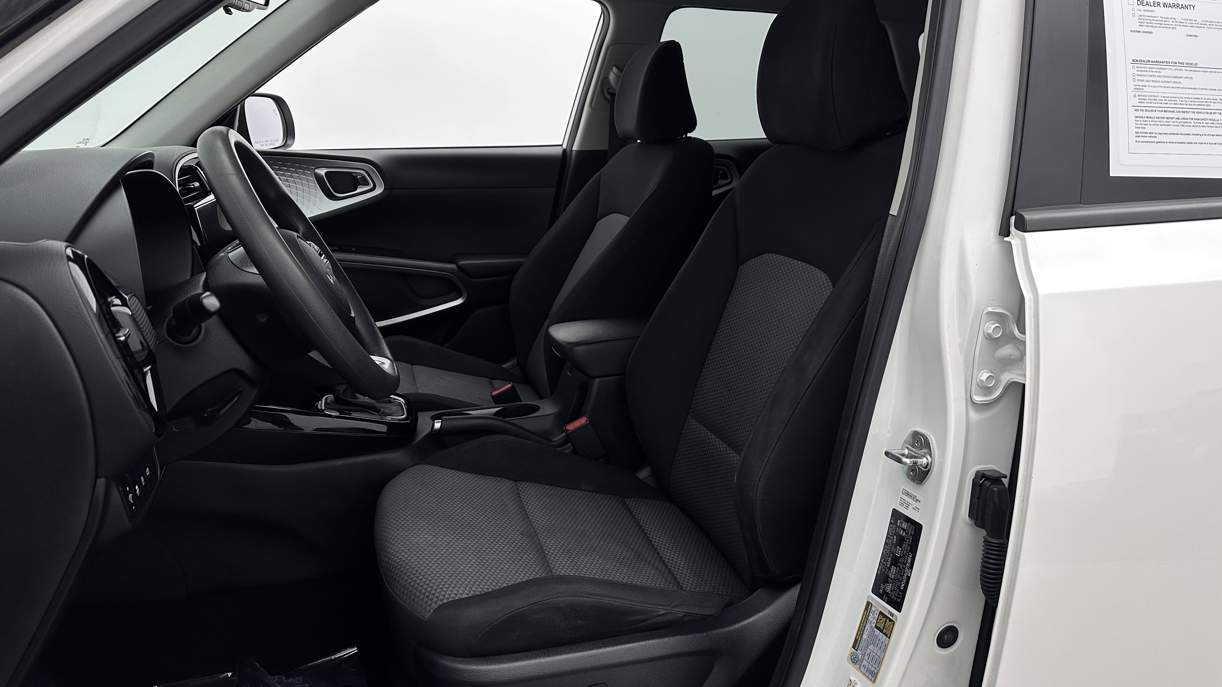 Used 2023 Kia Soul S FWD image 15