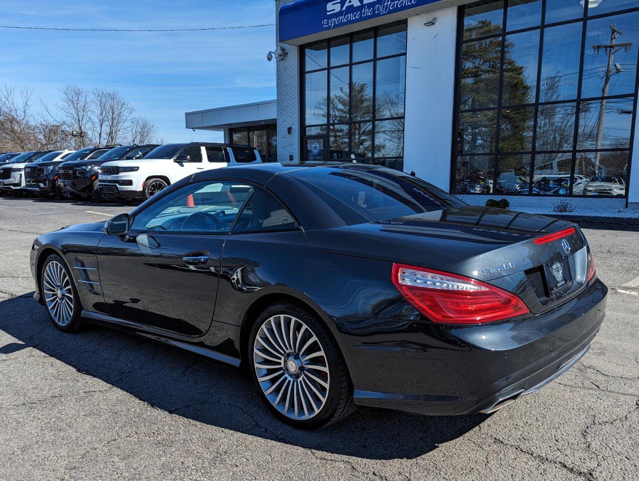 Used 2015 Mercedes-Benz SL 400 image 10