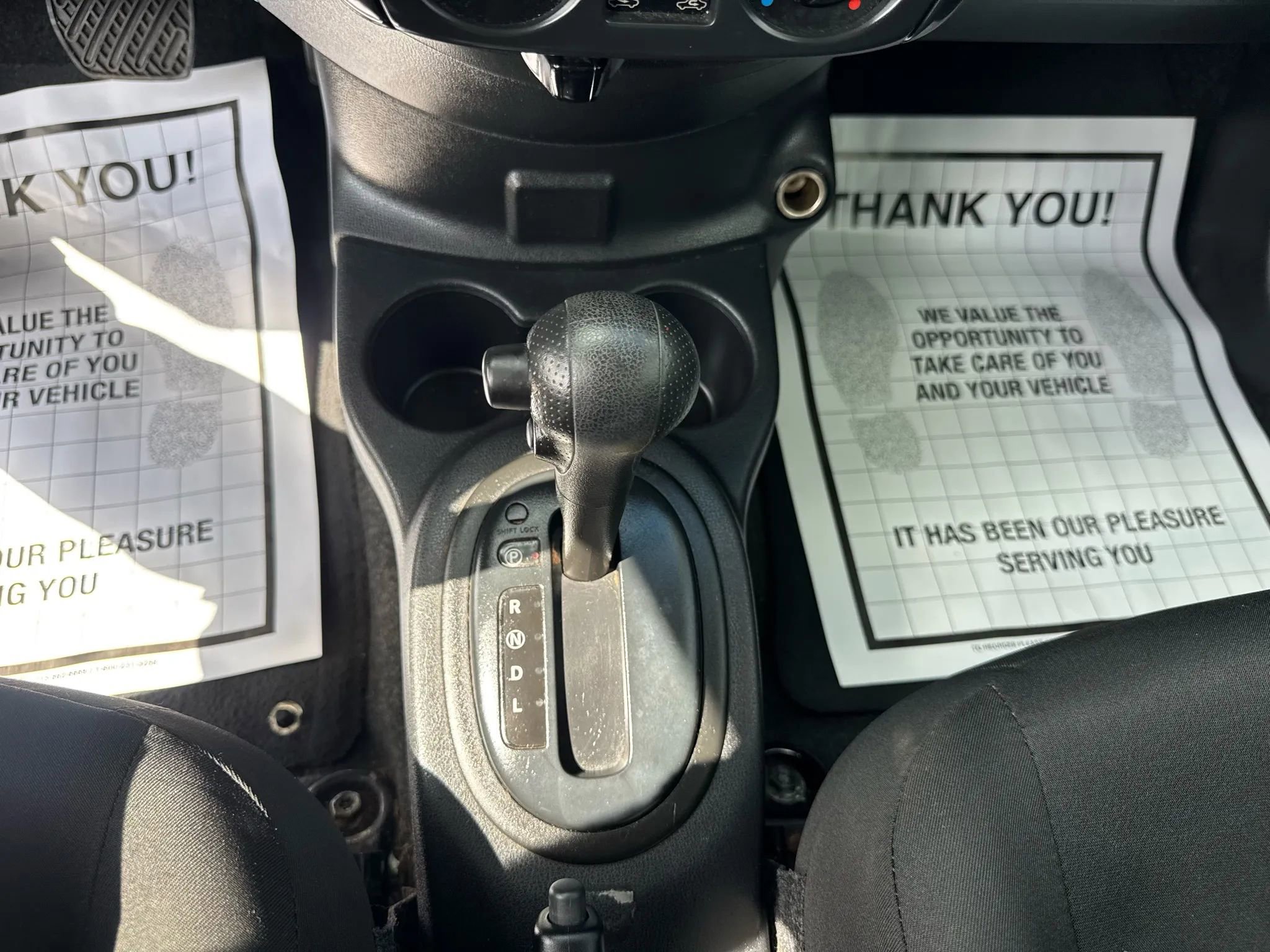 Used 2017 Nissan Versa S Plus image 40