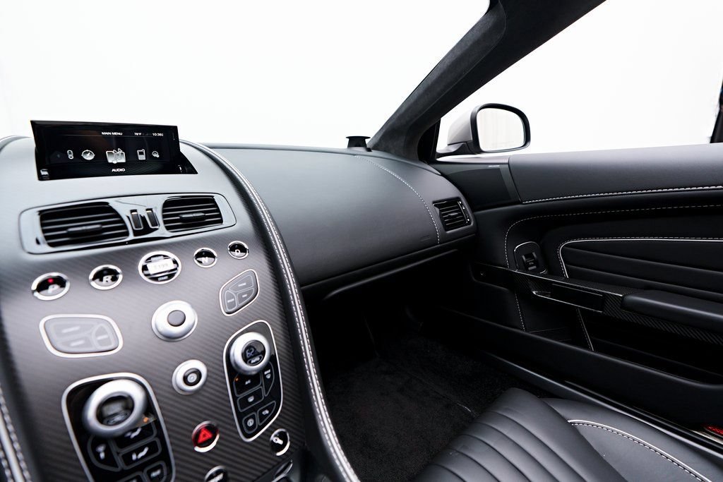 Used 2016 Aston Martin DB9 GT RWD image 96