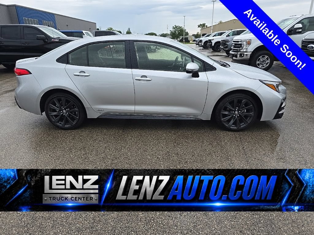 Used 2026 Toyota Corolla SE w/ SE Premium Package