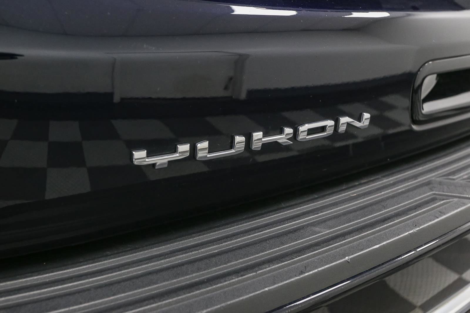 Used 2022 GMC Yukon Denali w/ Denali Premium Package AWD/4WD image 12