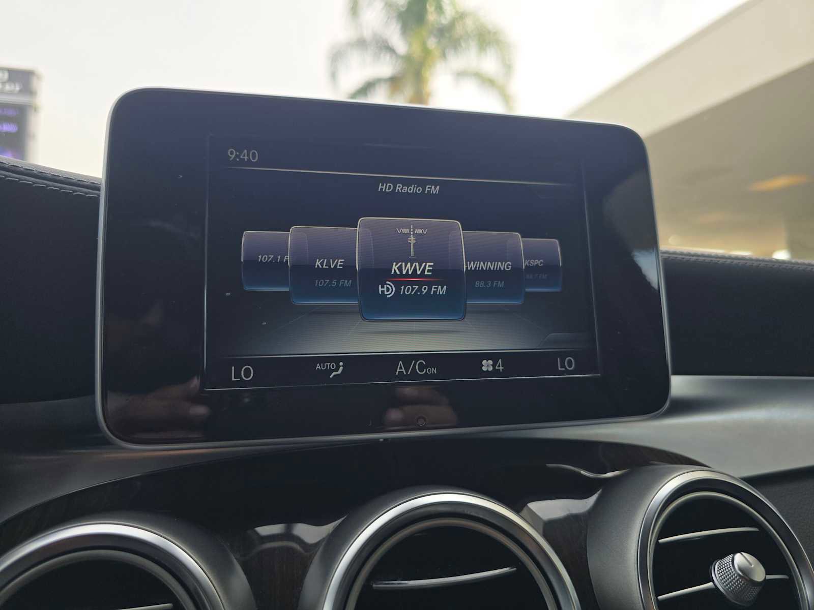 Used 2017 Mercedes-Benz GLC 300 4MATIC image 24