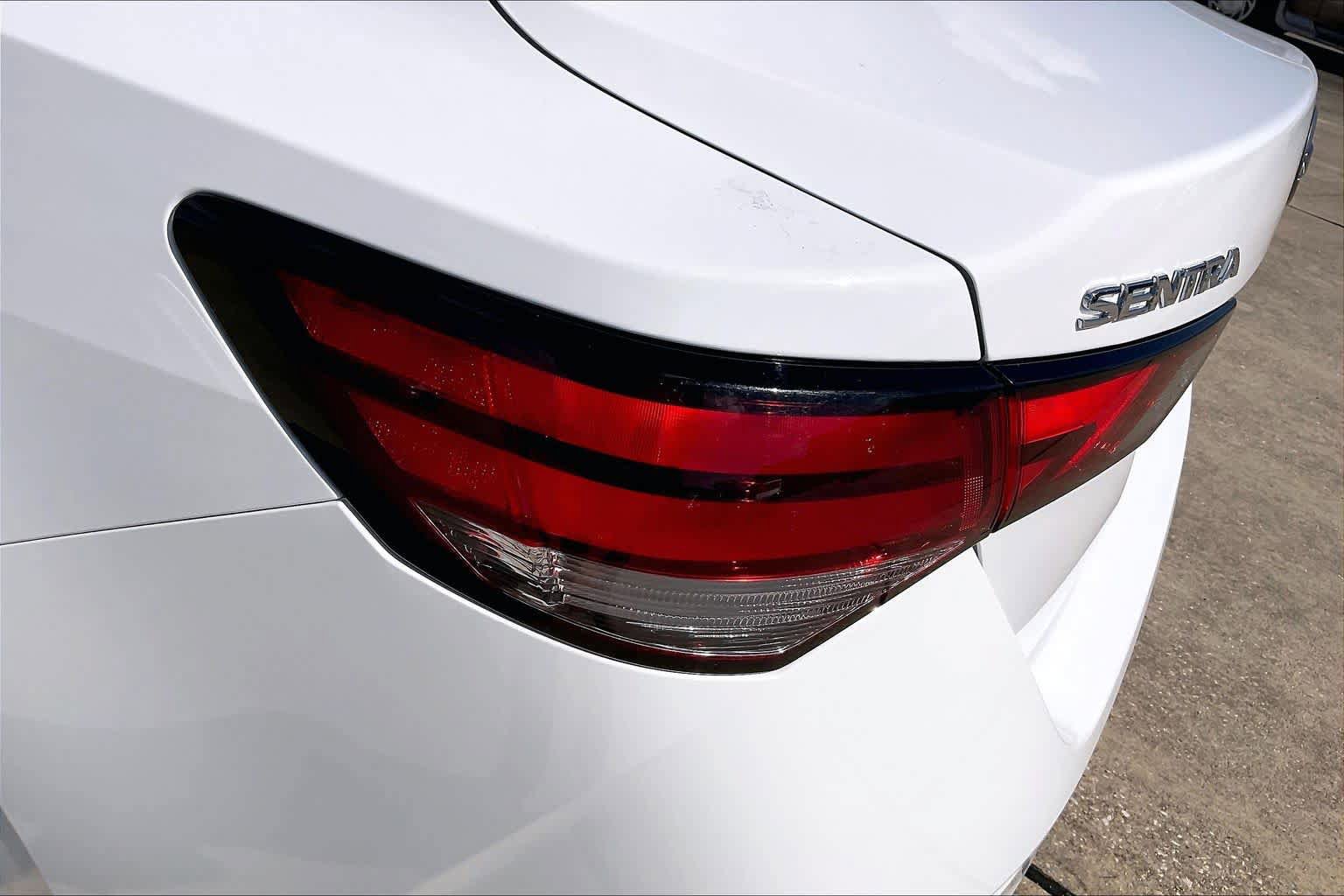 Used 2024 Nissan Sentra SV FWD image 29