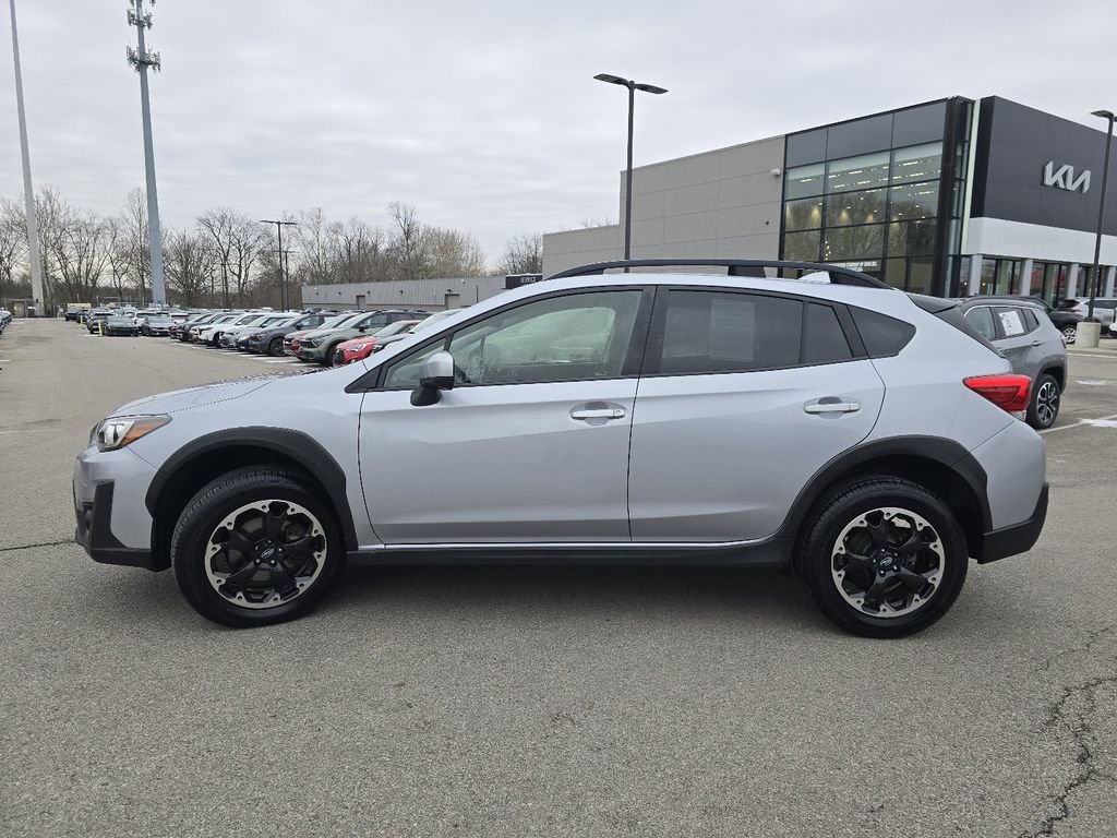 Used 2021 Subaru Crosstrek 2.0i Premium image 12