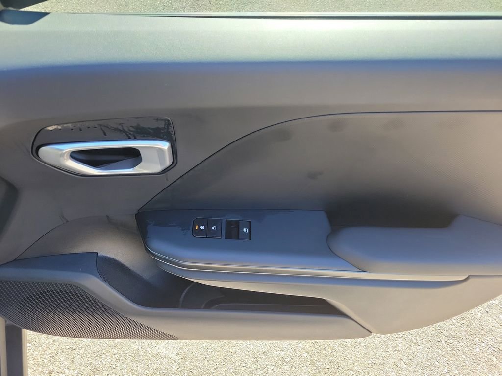 New 2026 Kia K4 LXS image 10