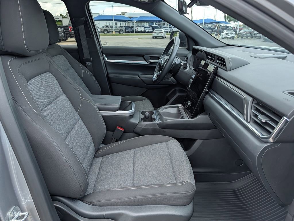 Used 2026 GMC Terrain Elevation w/ Technology Package II FWD image 30