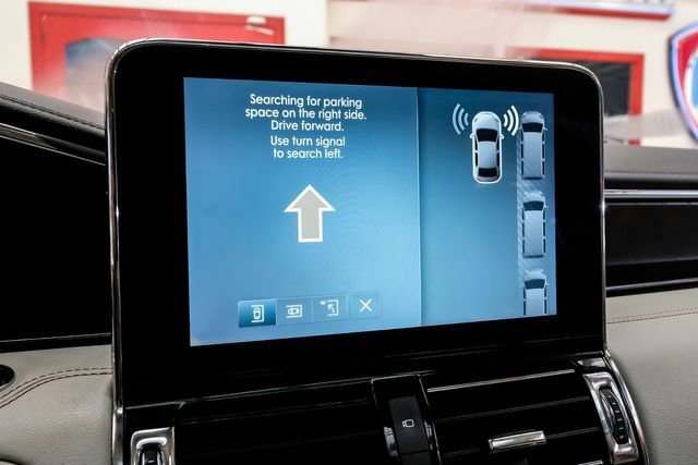 Used 2018 Lincoln Navigator L Reserve w/ Technology Package AWD/4WD image 33