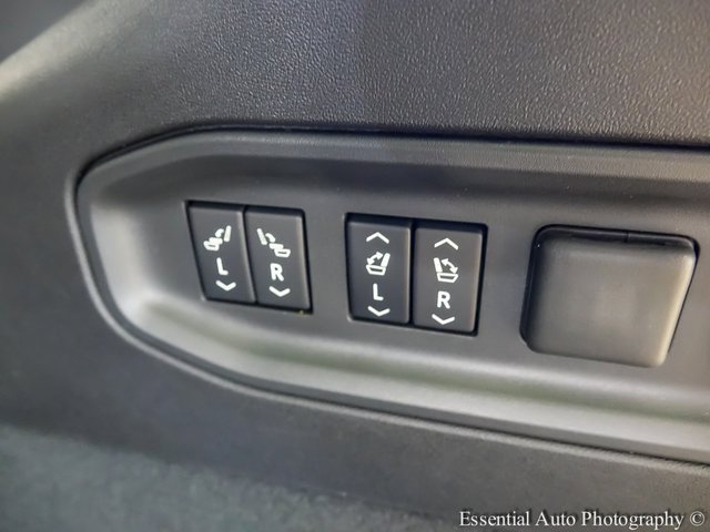 New 2026 Cadillac Vistiq Luxury w/ LPO, Floor Liner Package image 21