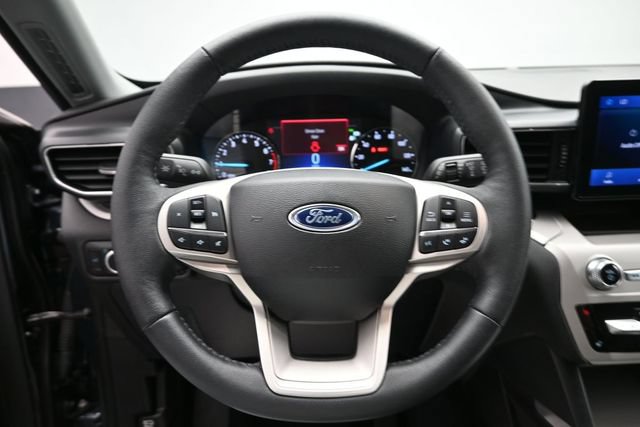 Certified 2024 Ford Explorer XLT w/ Equipment Group 202A AWD/4WD image 16