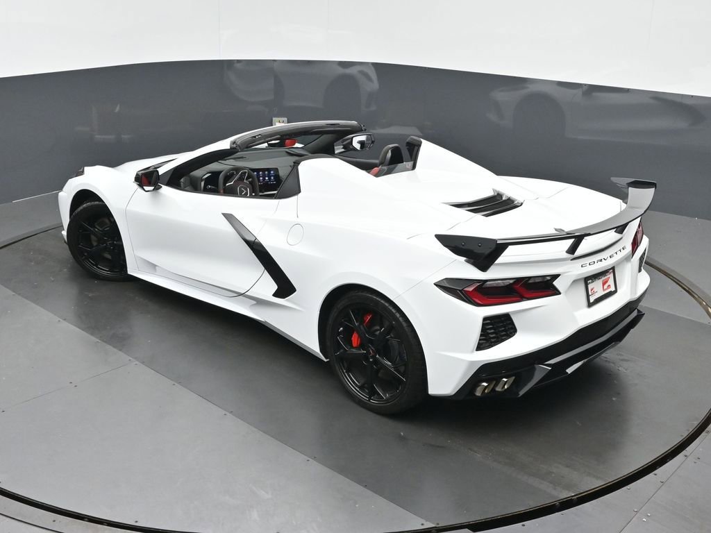 Used 2021 Chevrolet Corvette Stingray Premium Conv w/ Z51 Performance Package RWD image 31