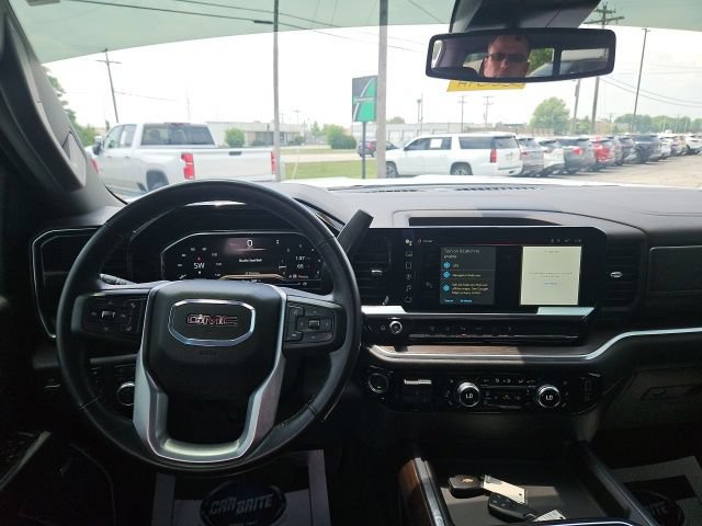 Used 2024 GMC Sierra 2500 SLT w/ SLT Premium Package AWD/4WD image 18