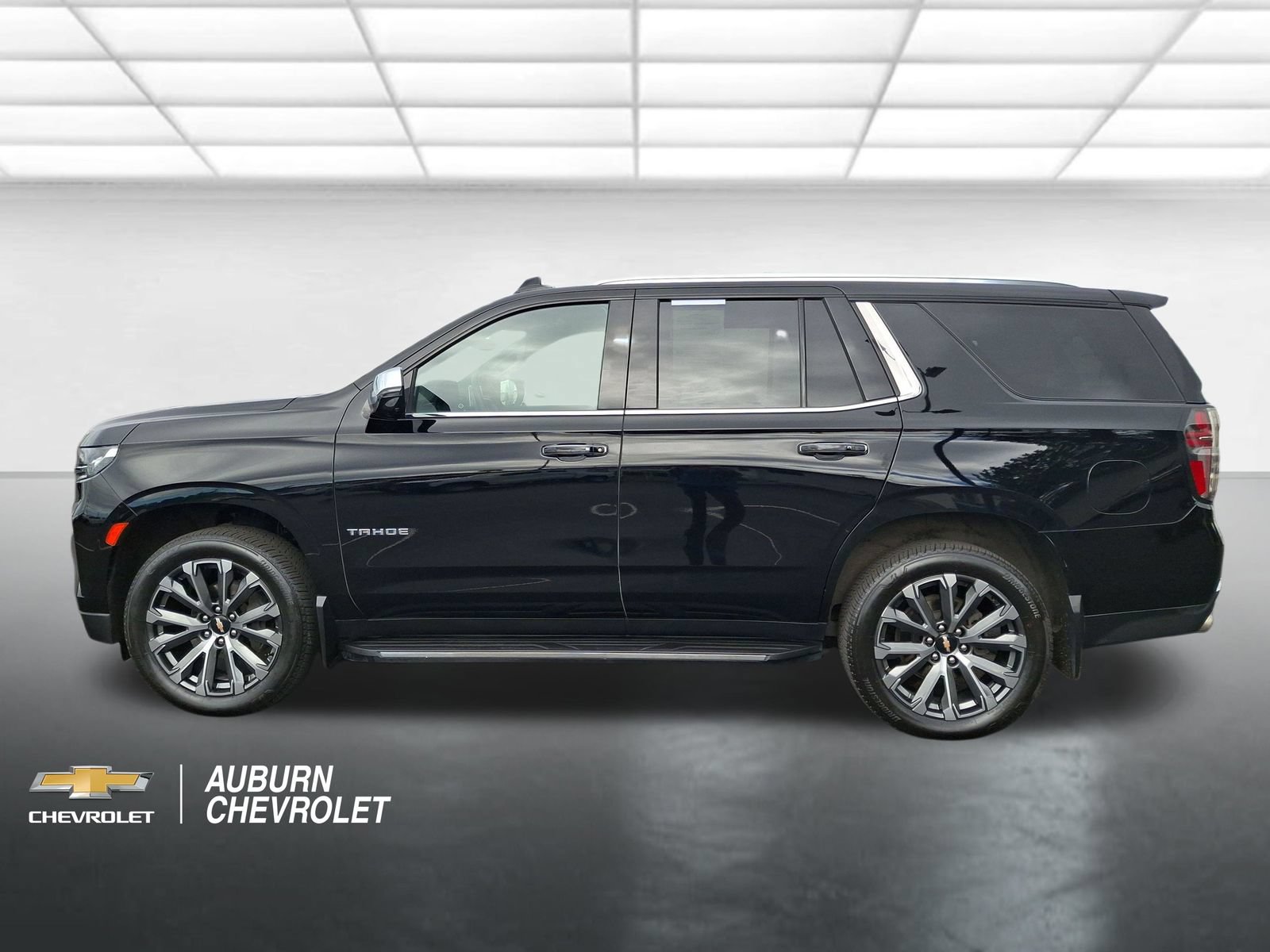 Certified 2024 Chevrolet Tahoe Premier AWD/4WD image 7