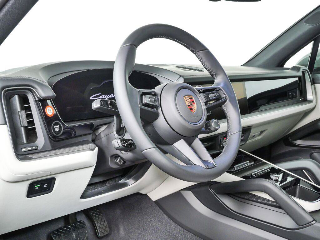 New 2026 Porsche Cayenne AWD/4WD image 4