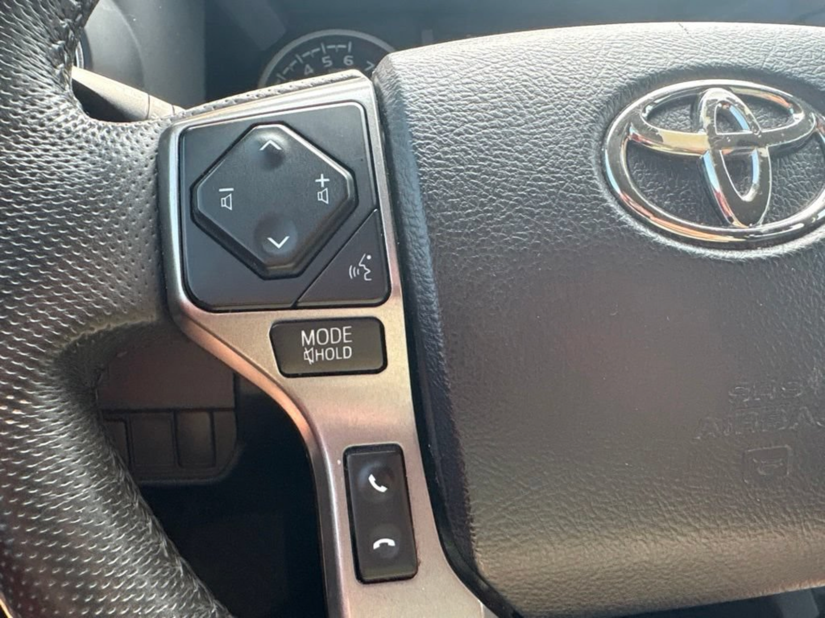 Certified 2021 Toyota Tacoma SR5 RWD image 10