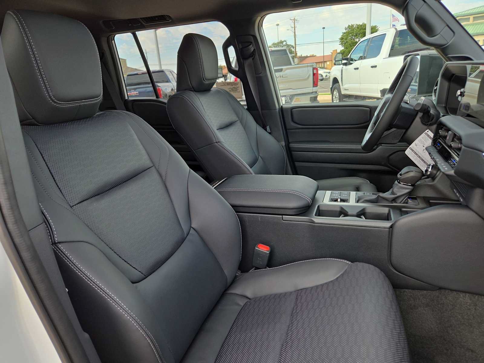 New 2027 Toyota Land Cruiser w/ Premium Package AWD/4WD image 18