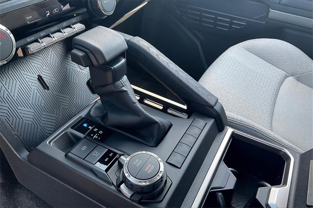 Used 2025 Toyota 4Runner SR5 image 17