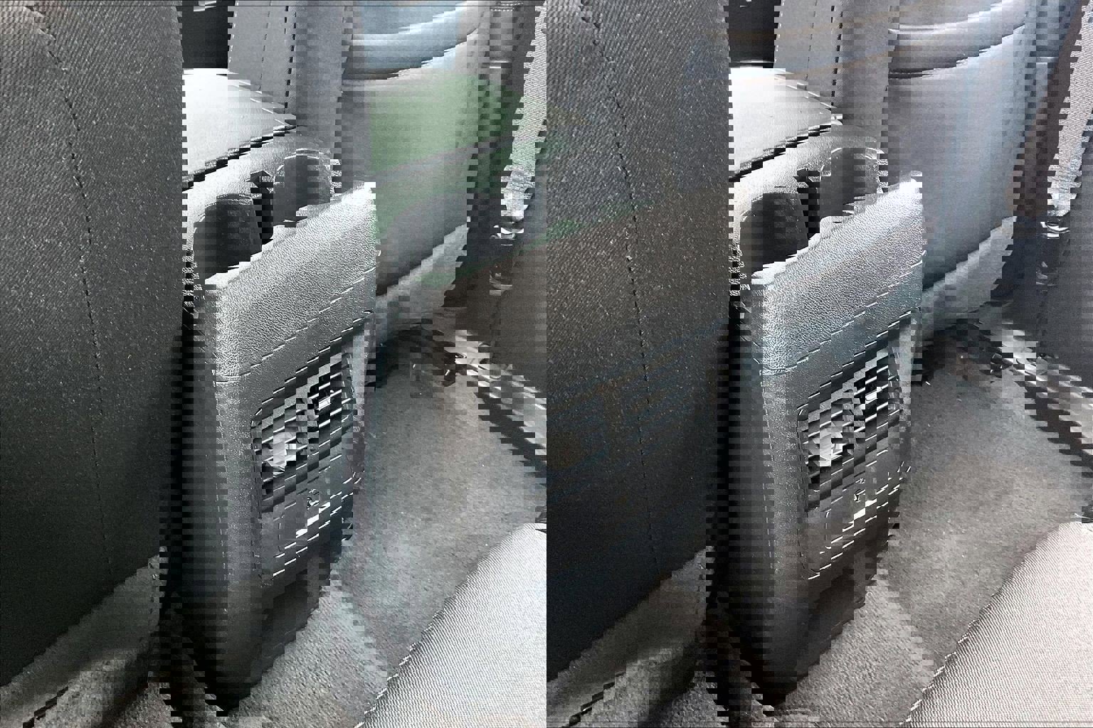 Used 2024 Chevrolet Colorado LT w/ LT Convenience Package image 39