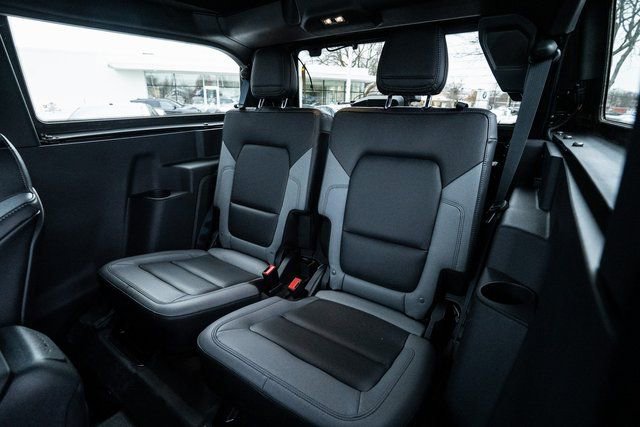 Used 2024 Ford Bronco Black Diamond image 34