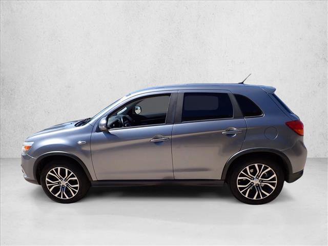 Used 2016 Mitsubishi Outlander Sport ES image 2