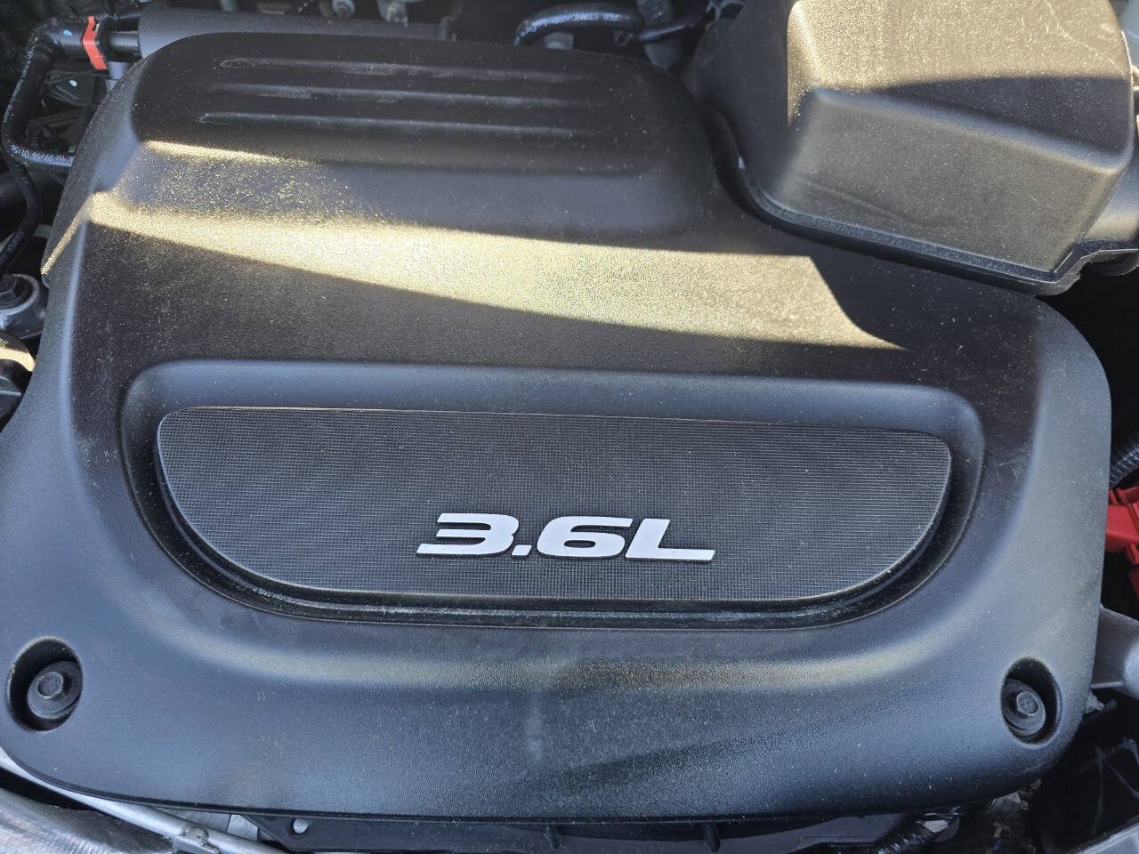 Used 2017 Chrysler Pacifica Touring-L w/ Tire & Wheel Group FWD image 49
