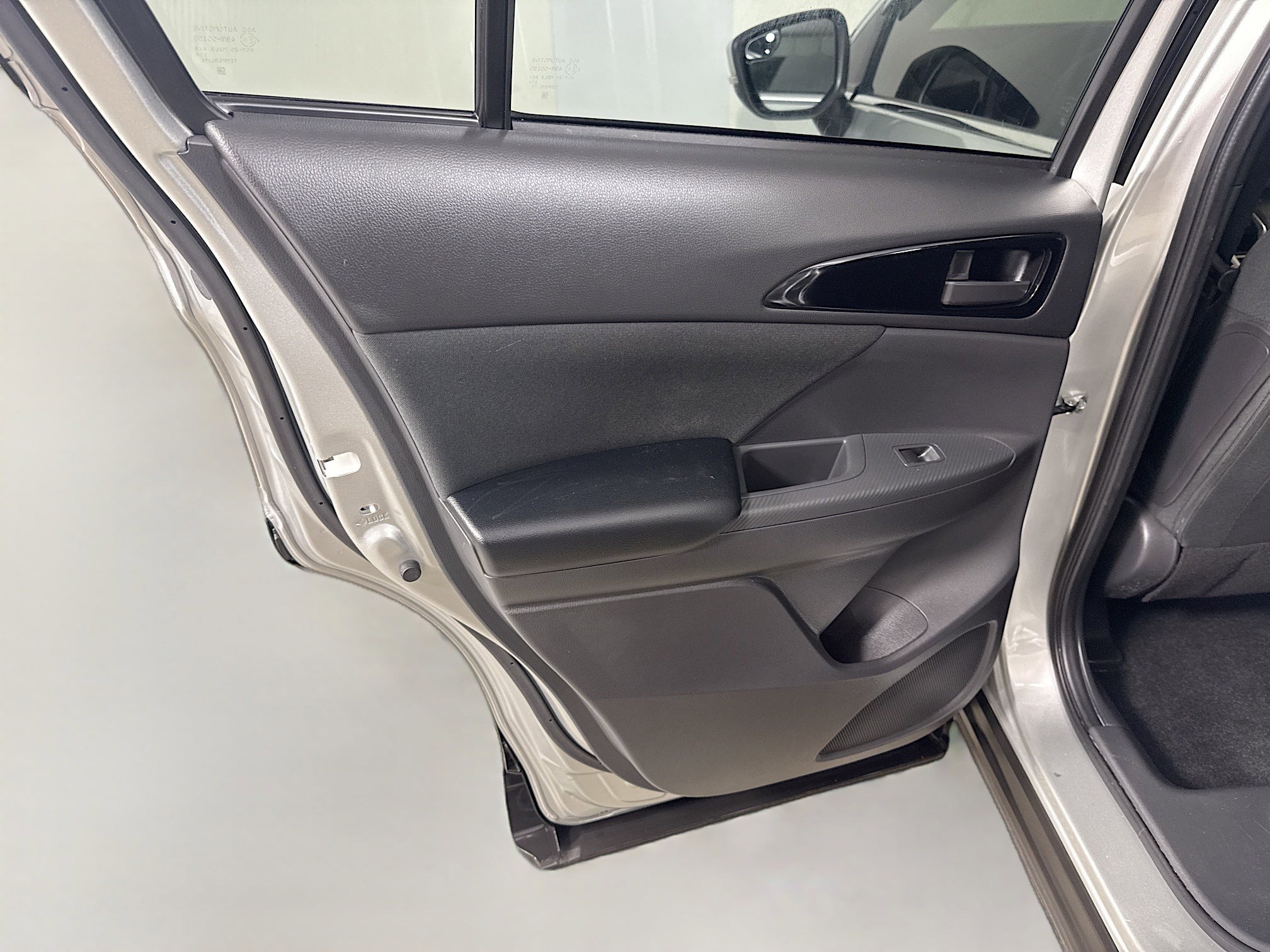 Used 2025 Mitsubishi Eclipse Cross ES image 25