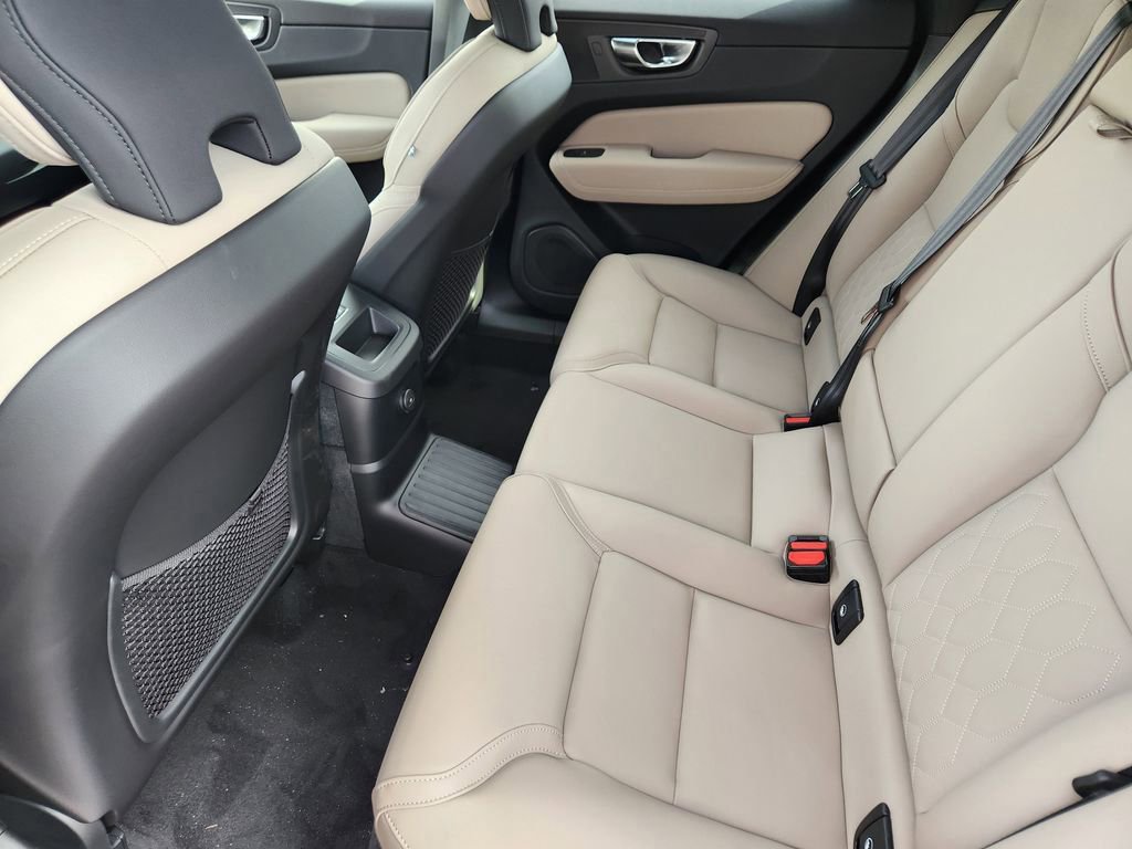 New 2026 Volvo XC60 T8 Plus w/ Protection Package Premier image 19