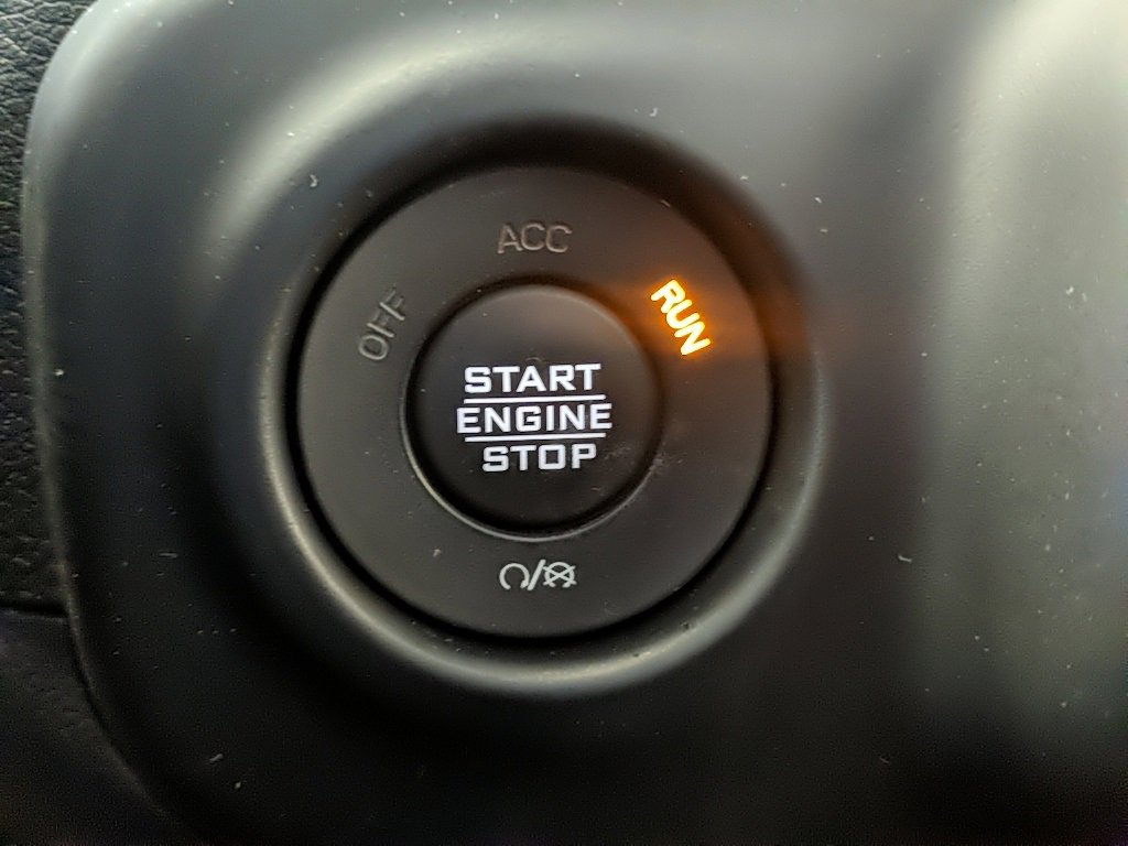 Used 2021 Jeep Gladiator Sport image 24