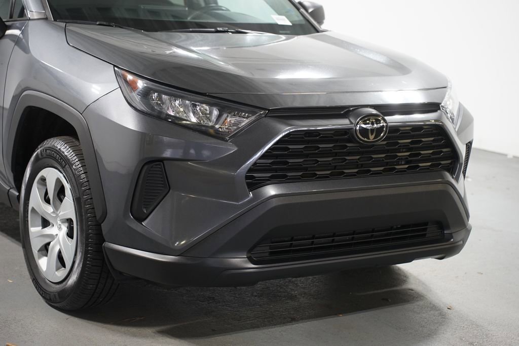 Certified 2021 Toyota RAV4 LE image 4