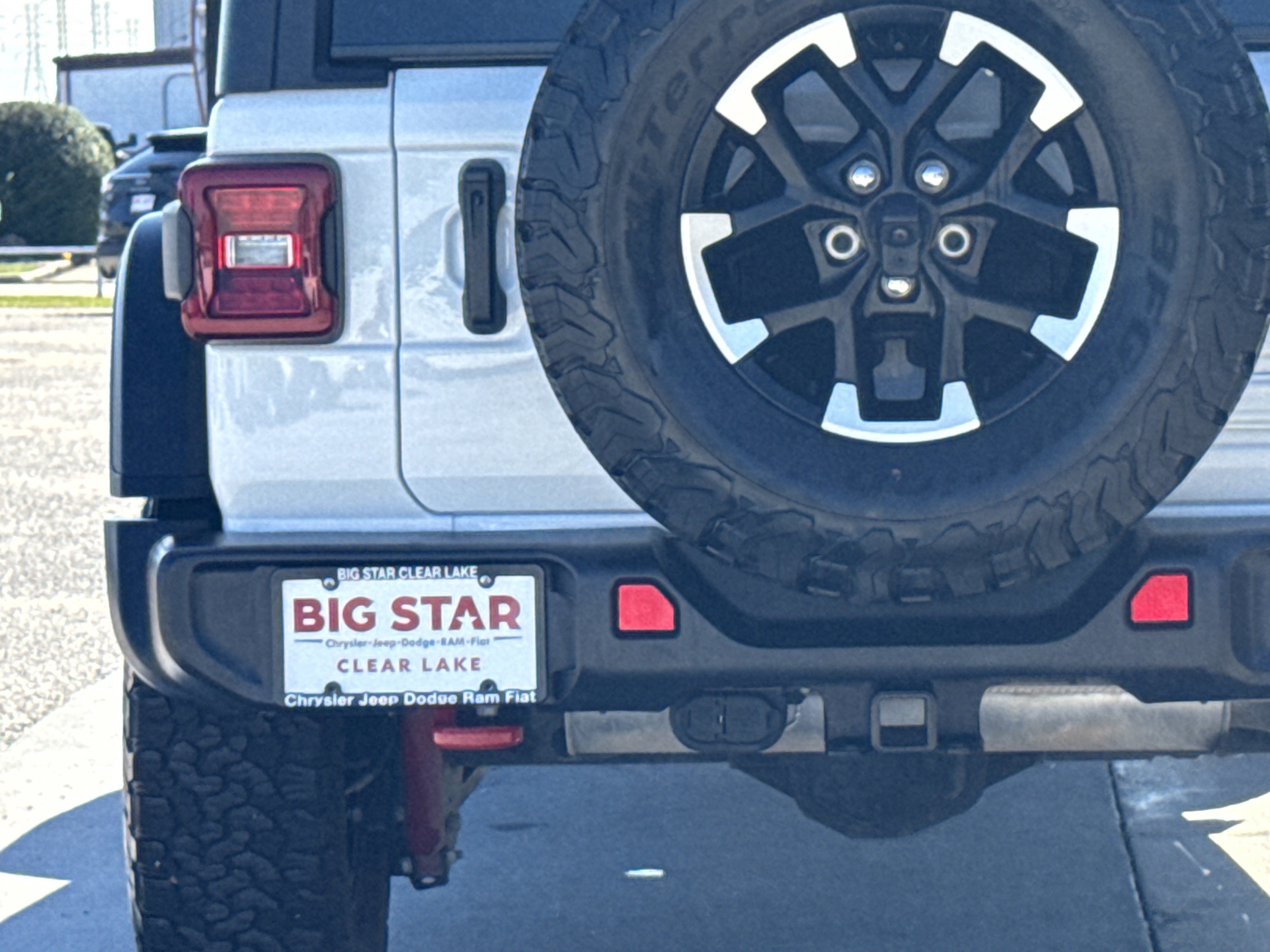 Used 2025 Jeep Wrangler Unlimited Rubicon image 19