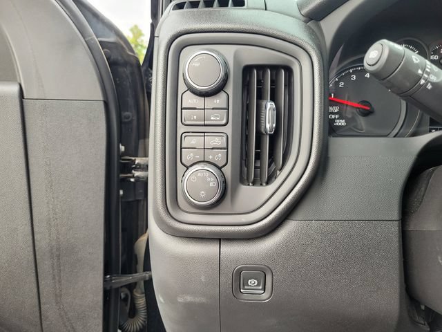 Used 2024 Chevrolet Silverado 1500 W/T w/ WT Value Package AWD/4WD image 24