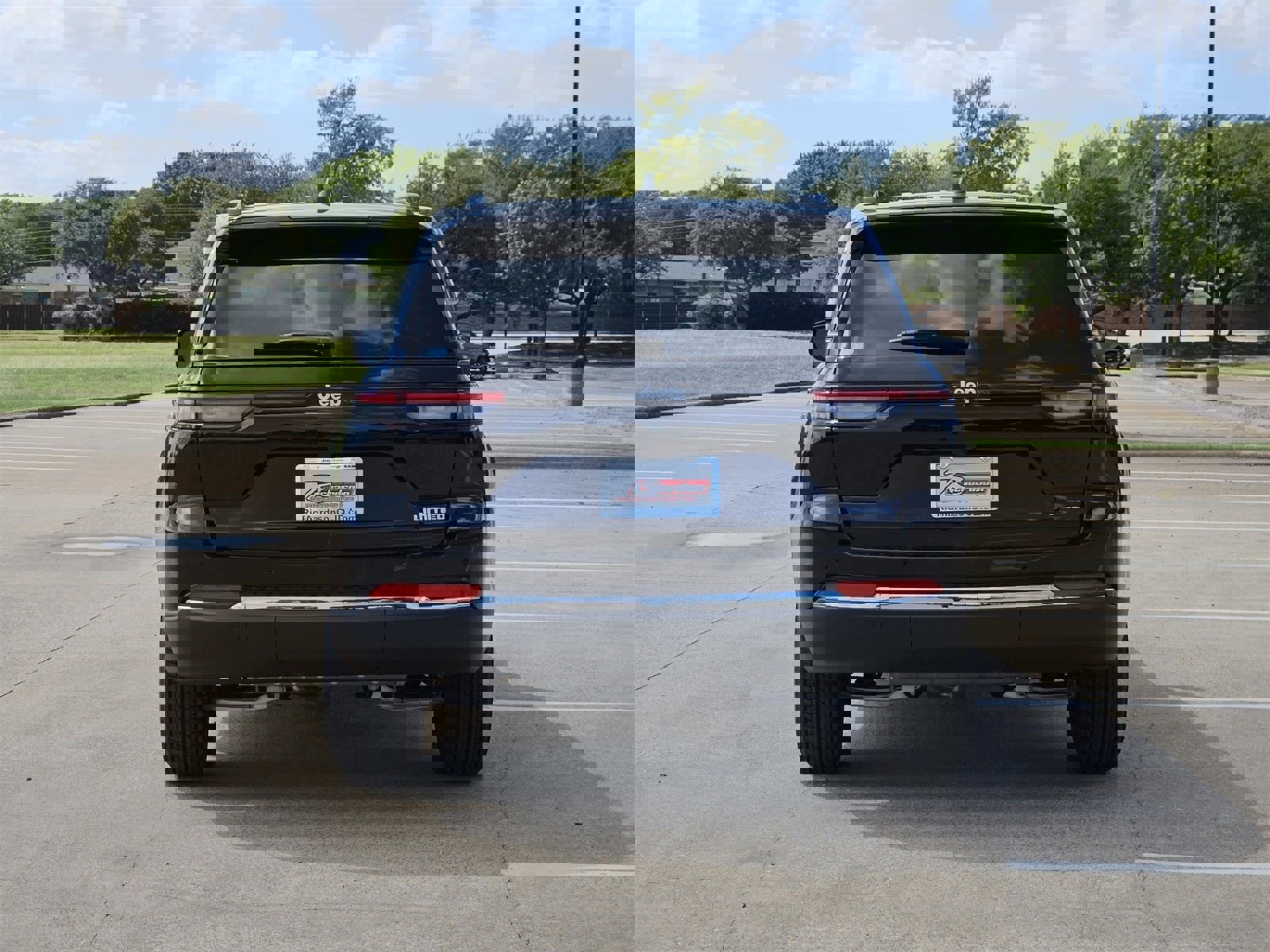 New 2025 Jeep Grand Cherokee Limited image 5