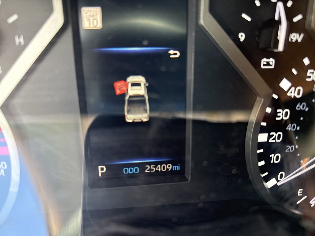 Used 2024 Toyota Tundra SR5 w/ SR5 Convenience Package RWD image 7